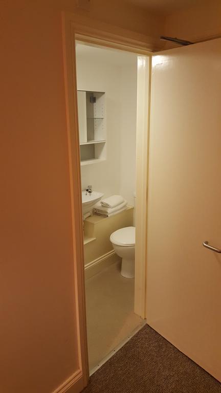 Pier 61 Guest Accommodation Hastings Buitenkant foto